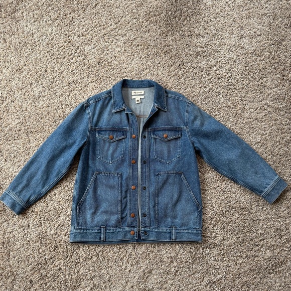 Madewell Jackets & Blazers - Madewell The Oversized Trucker Jean Jacket in Sentell Wash: Snap-Front Edition